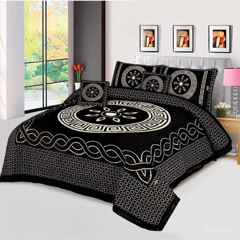 5PC-Velvet-Jacquard-Bridal-Set is on the bed